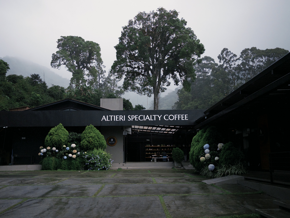 Panama Mima Estate - Altieri